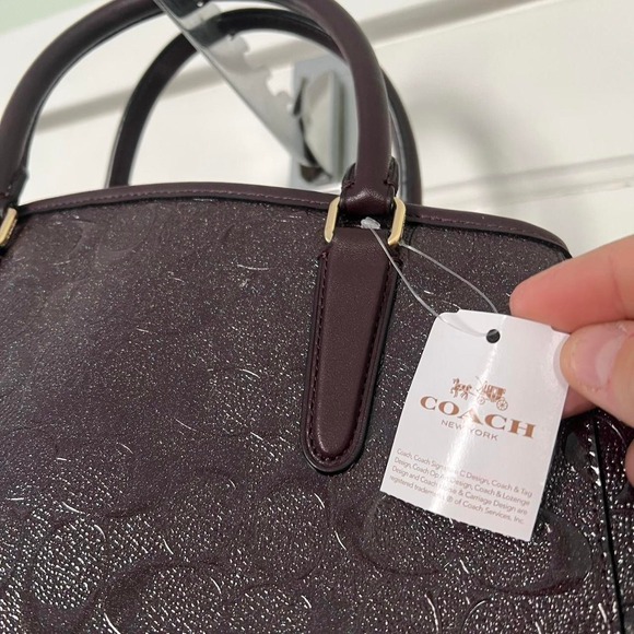 y2k 2000s Coach Margot Carryall Debossed Patent Leather Shoulder bag / handbag main image 7